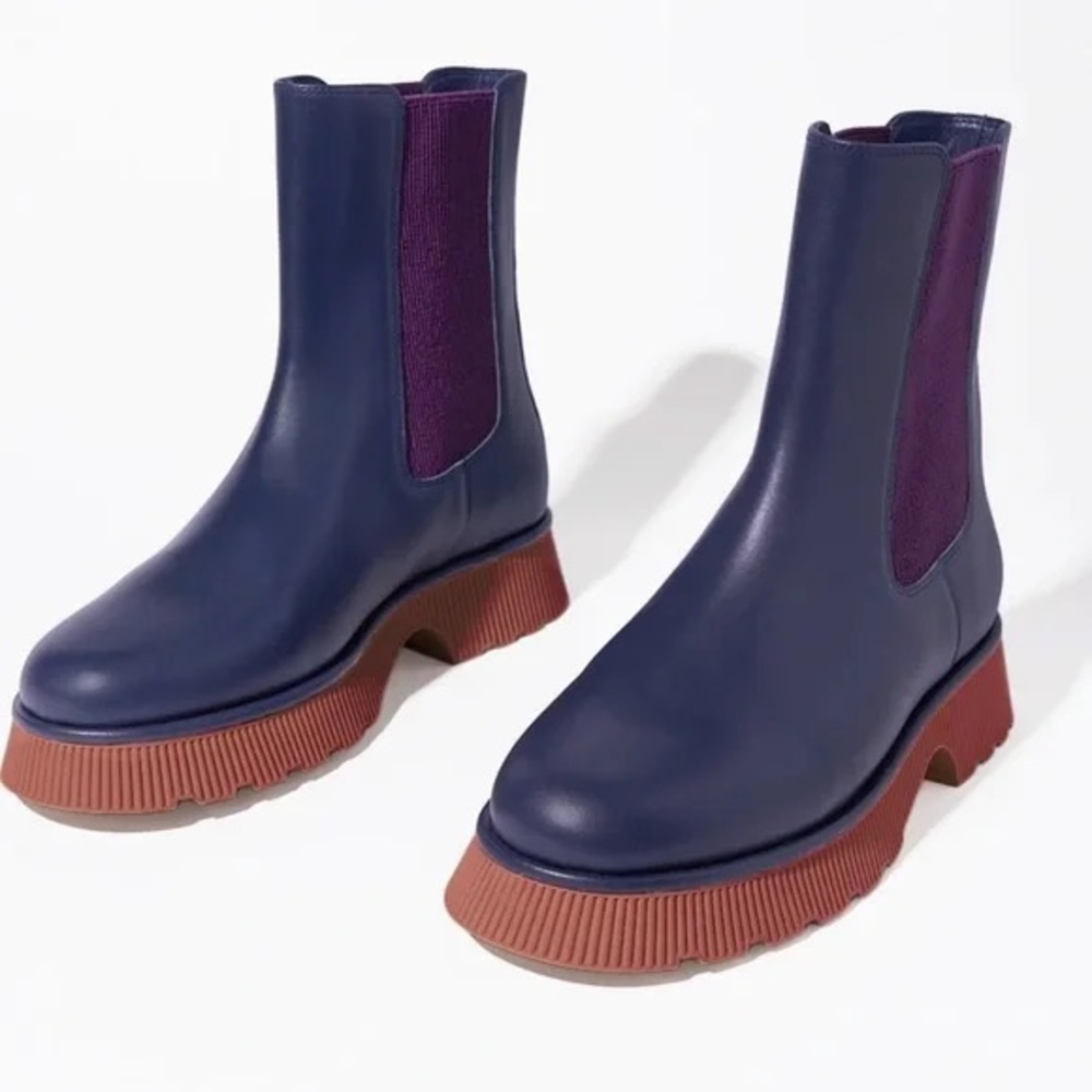 Charlotte Stone Esmee Chelsea Boot in Navy Sz 9
